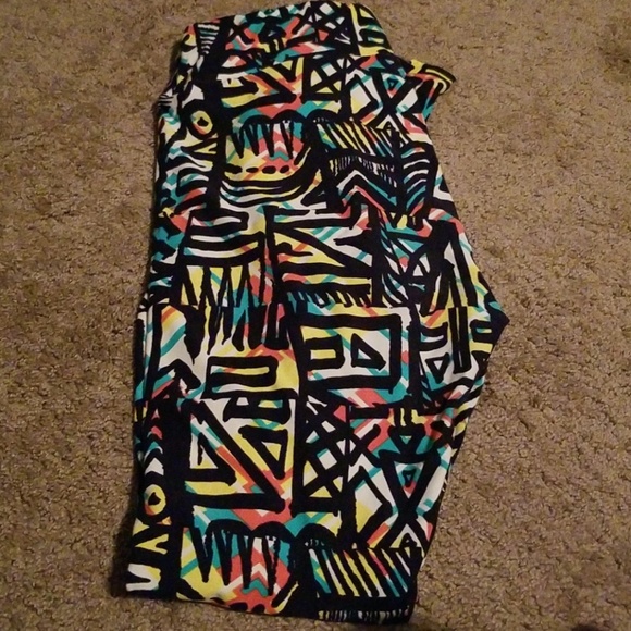 LuLaRoe Other - Aztec leggings